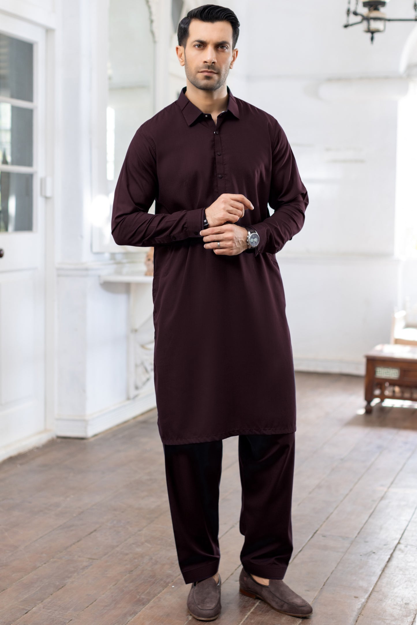 Ankar Detailed Stitched Collar Suit With Shalwar - Gothic Burgundy