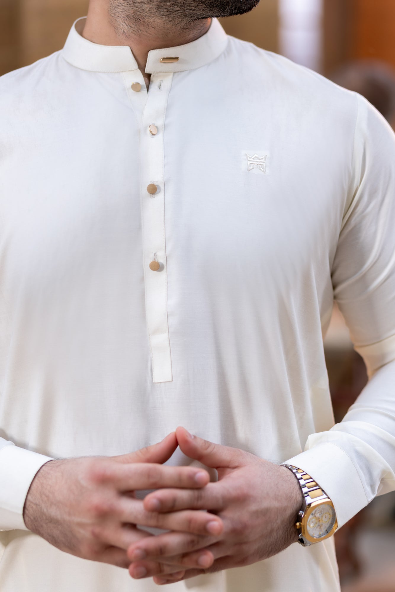 Boski with plain hand golden 3d button & small side ban badge & matching 1.5cm eemb logo