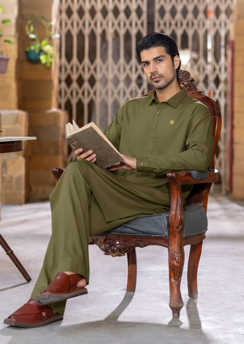 Olive gol gehra collar kurta with golden button, 1.5cm logo & farshi shalwar Collar