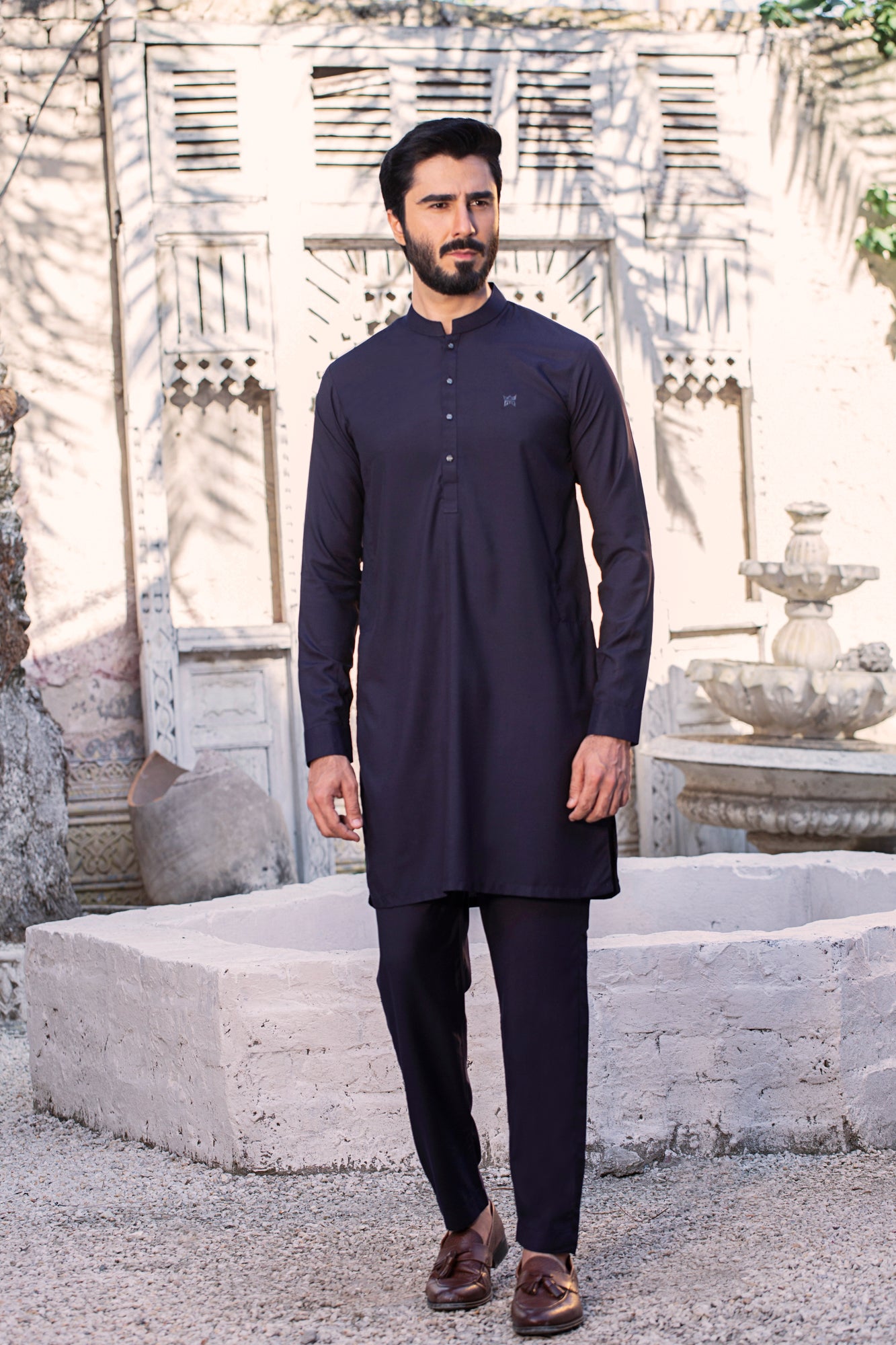 Platinum Stitched Suit with Tone Metal Button and Trouser- Purple