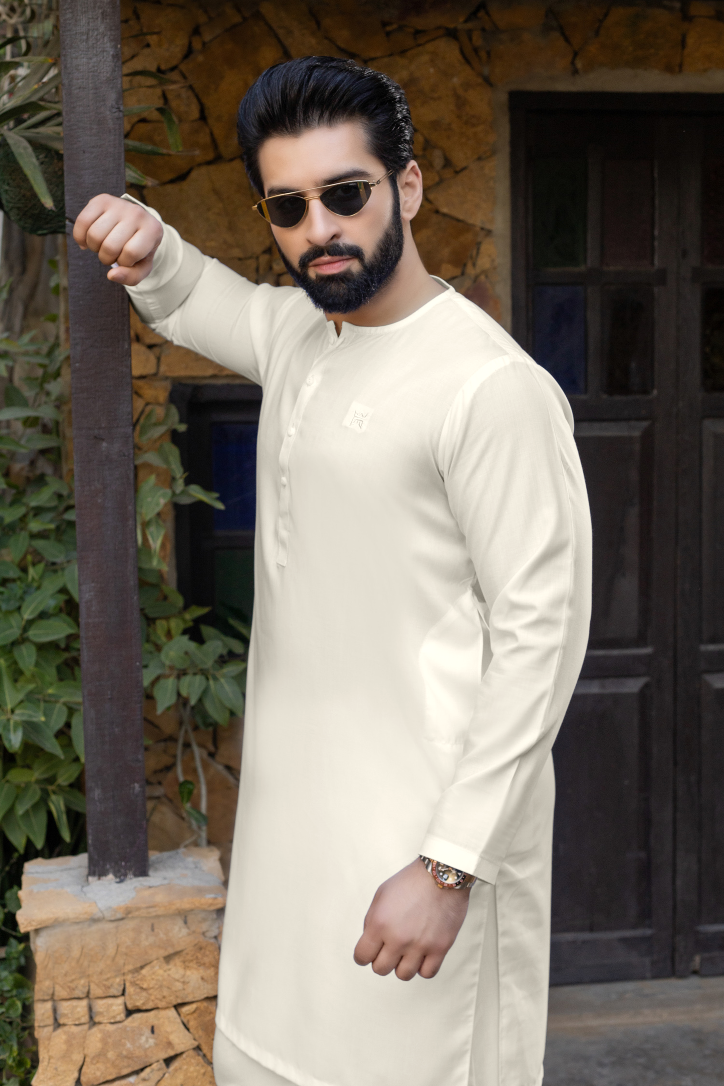 Awami Stitched Suit - Boski