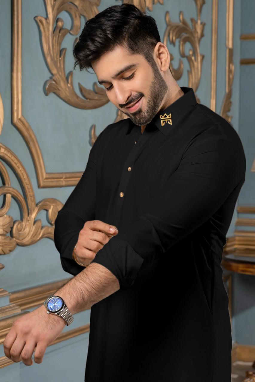 Embossed Gold Logo Collection Stitched All Season Blended Collar Suit - Black