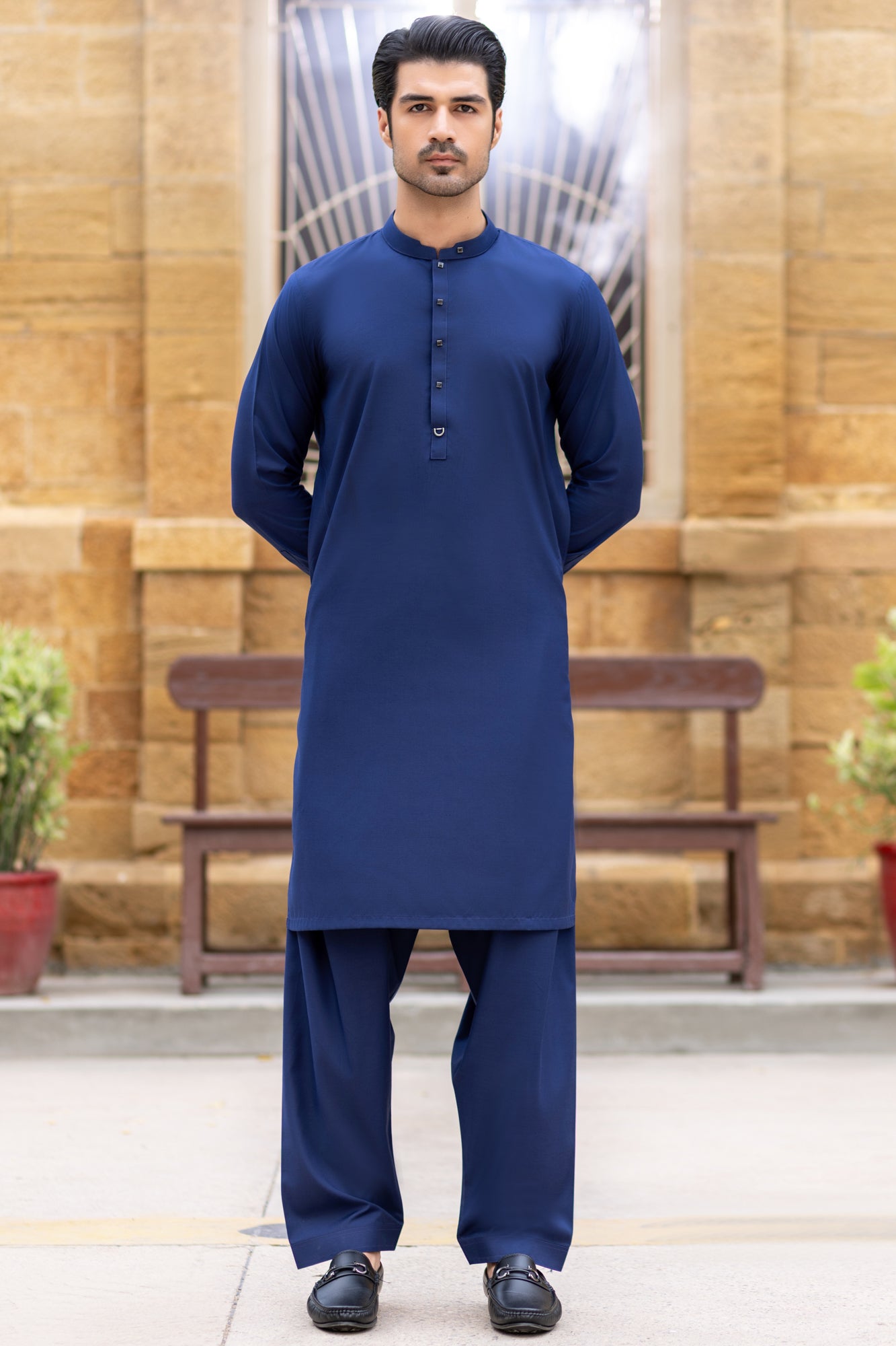Small square button with fashion ring in patti Shalwar Kameez-Navy