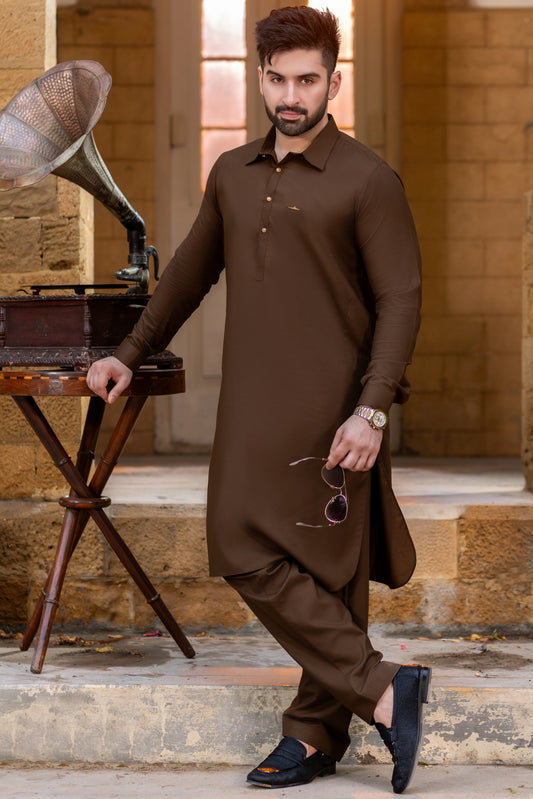 Chocolate-brown with gol gehra wide french collar & desing golden snap button, badge logo signature Collar