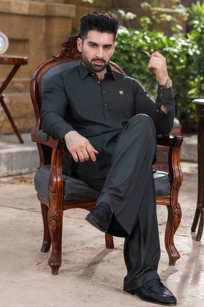 Black gol gehra collar kurta with golden button, 1.5cm logo & farshi shalwar Collar