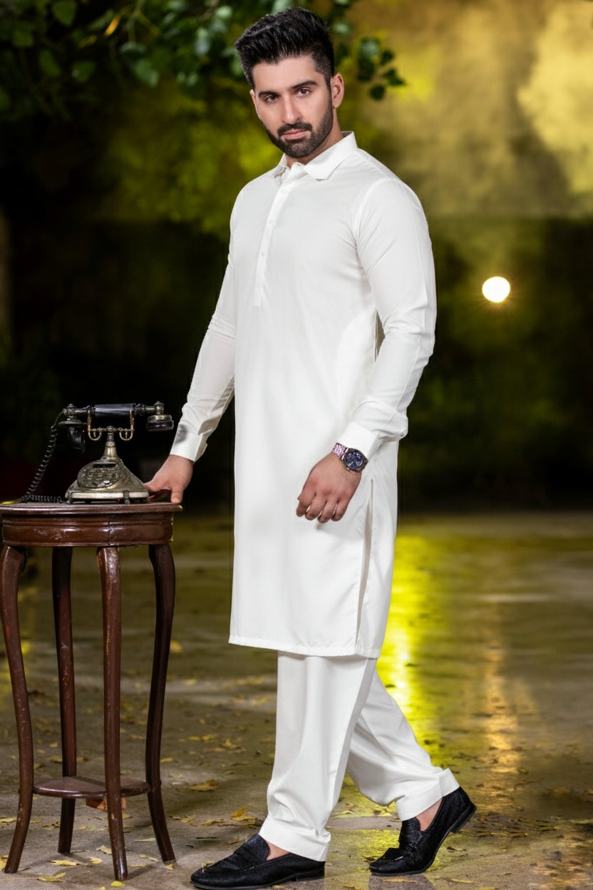 Egg-white spanish cut collar & matching two tone snapbutton & 1.5cm golden logo Collar