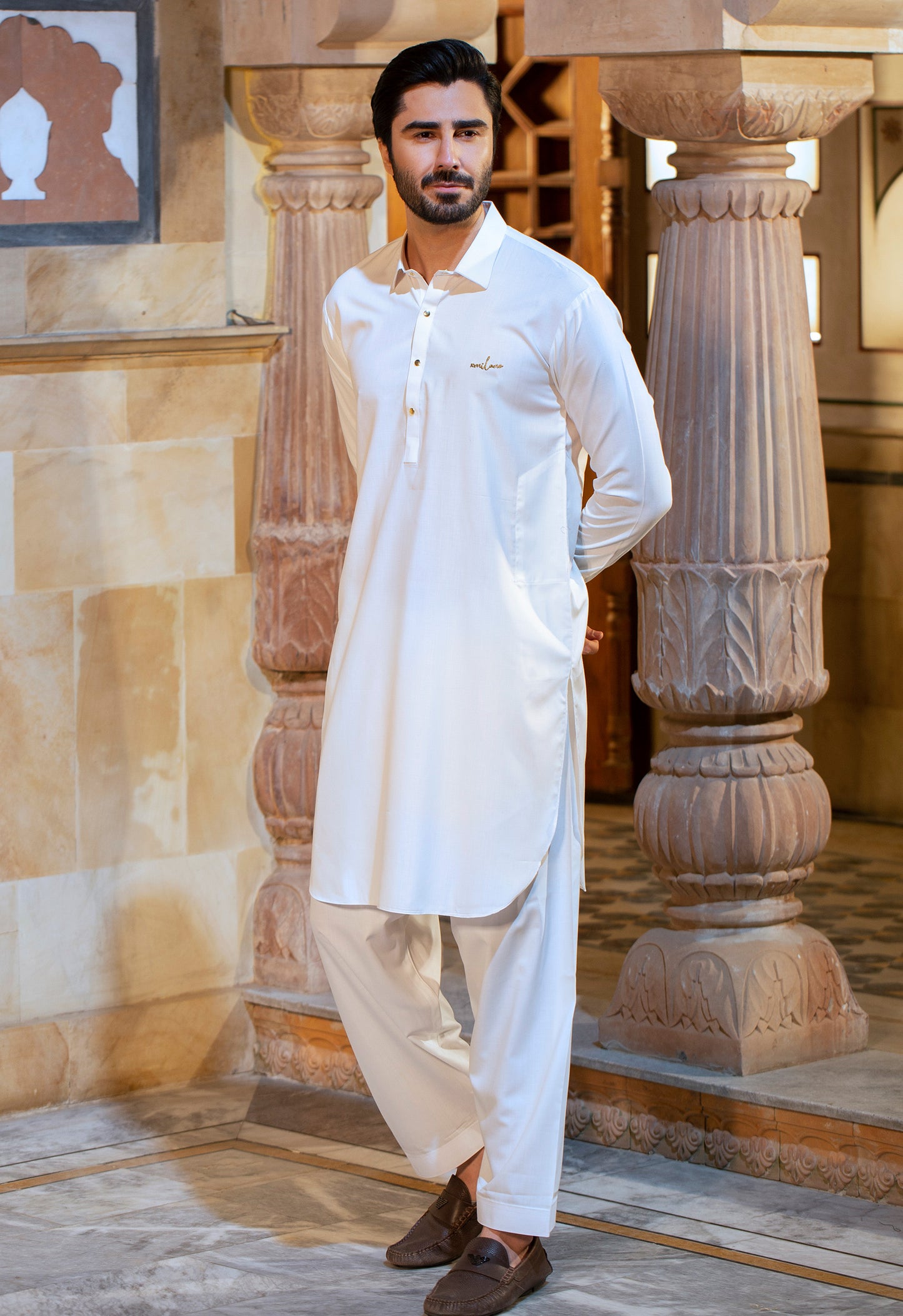 Signature Xmilano Logo Stitched Shalwar Kameez - Off White