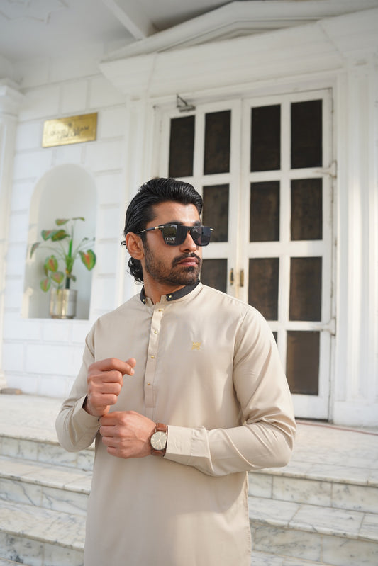 Rich-cream with velvet double ban & golden logo